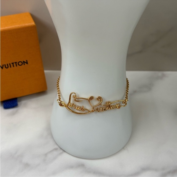 LUX CUSTOMER APPRECIATION GIVVYS 🛍️ - Picture 3 of 3